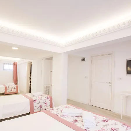 Отель Aksoy Butik 4*