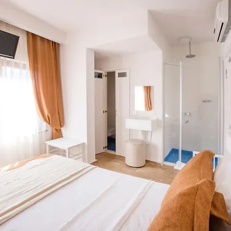 Отель Aksoy Butik Бозджаада