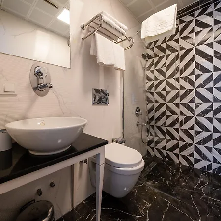 Отель Aksoy Butik Бозджаада